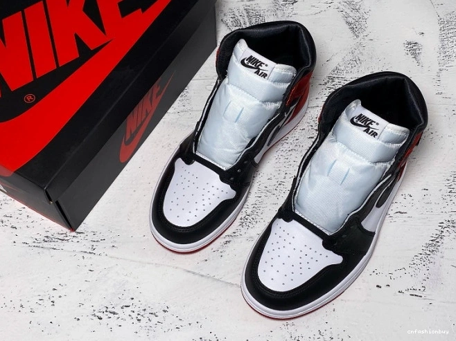 CD0461-016 1 Retro Air Jordan Toe High Satin Black 0822